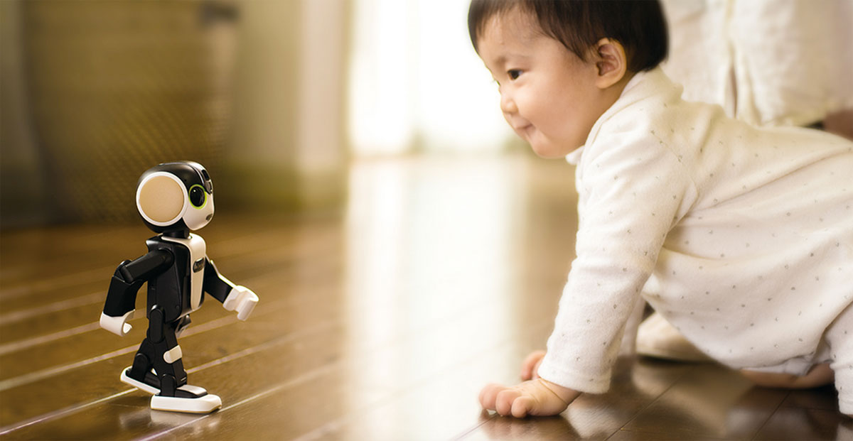A New Robot “Friend” That Can Call Your Friends